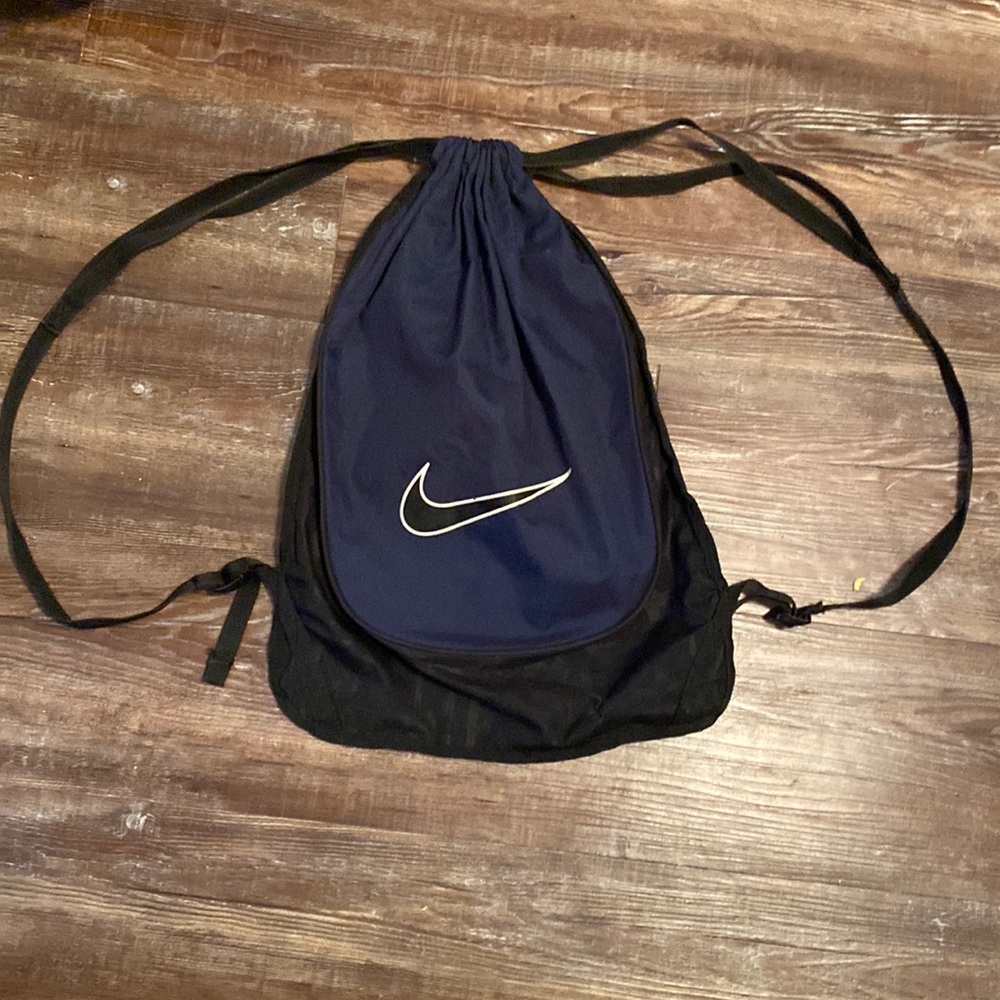 Nike draw string bag